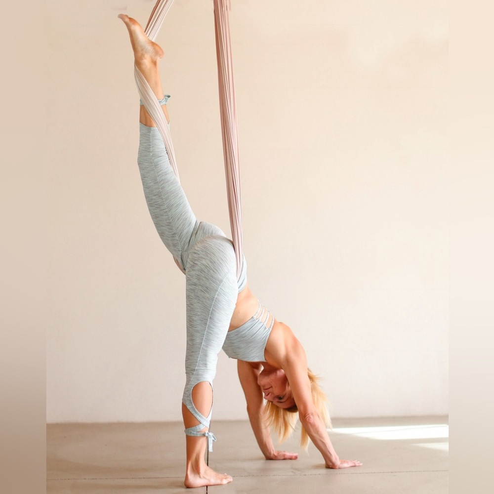 Onzie leggings, ballerina capri